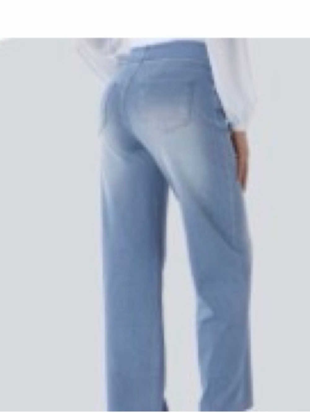 Halara Flex HighWaisted Pockets Straight Leg Washed Casual Jeans edge blue large